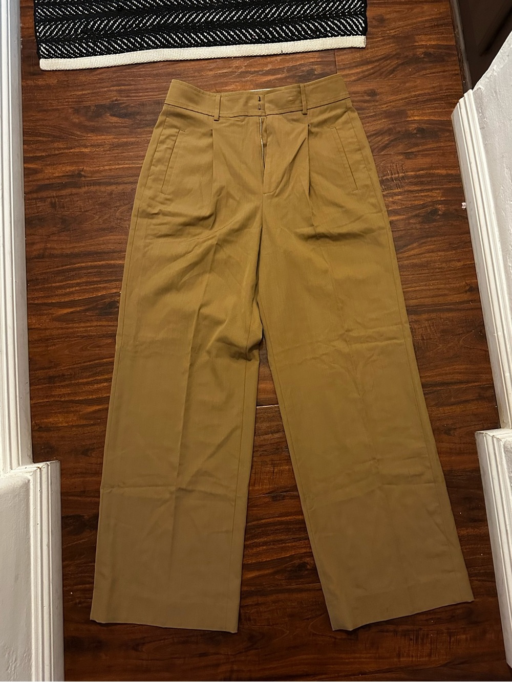 Everlane 100% wool High-Waist Wide-Leg Camel pants